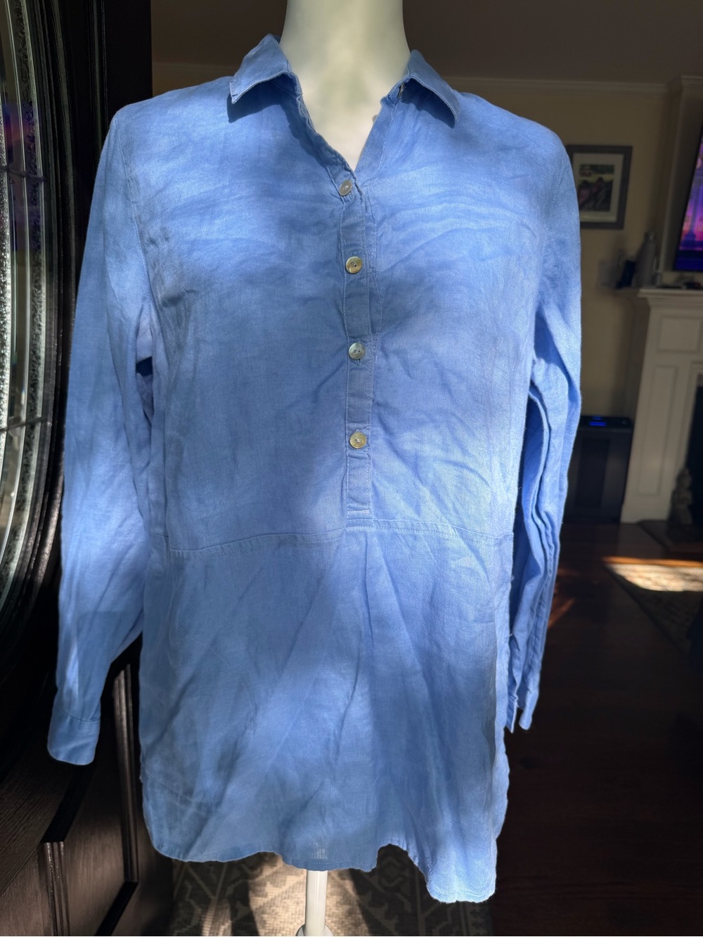 J.Jill  Blue Long-Sleeve Button linen top with magnetic buttons